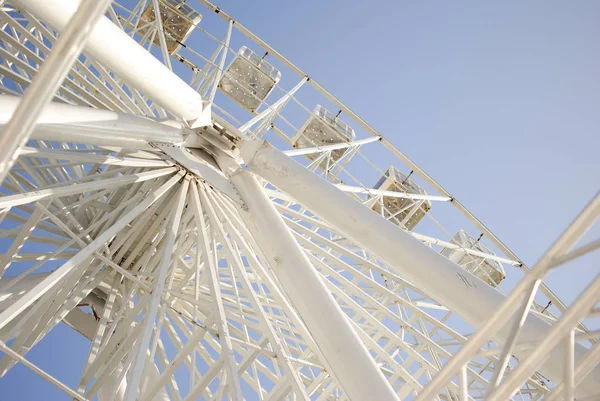 hem Kiev beyaz dönme dolap