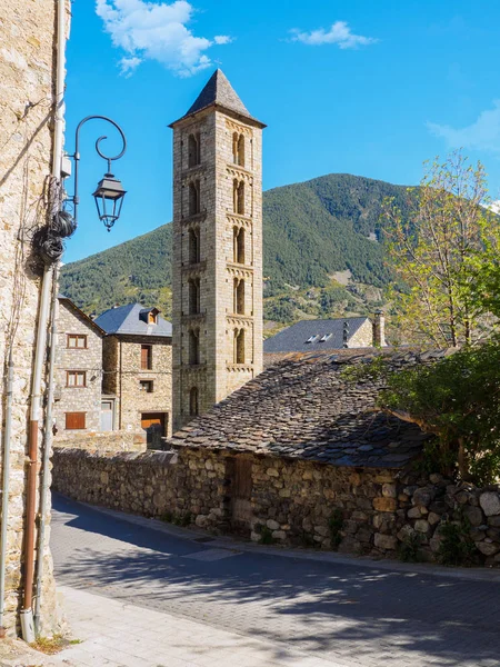 カタロニア ピレネー山脈のエリル ヴァル教会 スペイン — ストック写真