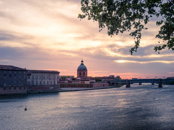 Naplemente Egy Toulouse Hídon Garonne Folyó Felett Franciaország — Stock Fotó