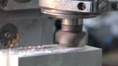 sayısal kontrollü bir makinede parça üretimi