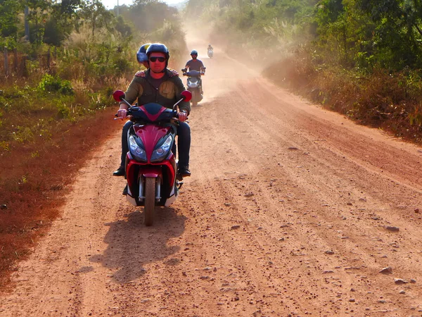 Voyage à moto extrême 2 — Photo