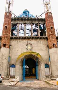 Mejorada del Campo, Madrid, İspanya; 12-12-2010: Justo Gallego Martinez Katedrali. Bu savurgan binanın ana cephesi