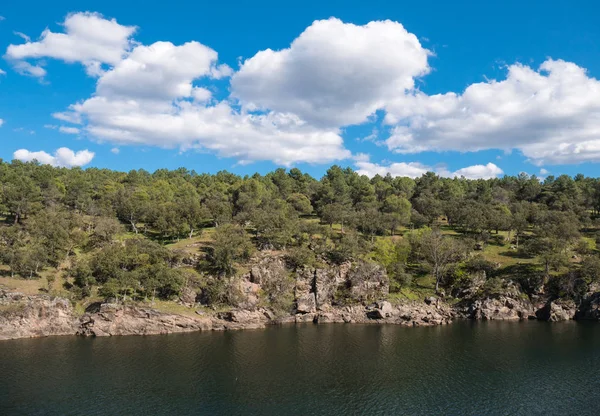 Hermosa Vista Del Río Lozoya Desde Buitrago Lozoya Con Hermoso —  Fotos de Stock