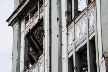 Saraybosna 'da bir sürü fotoğraf çekilen bina