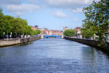 Liffey River, Dublin (İrlanda))