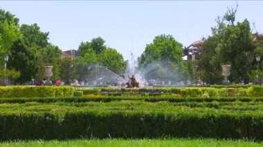 Ceres çeşme dört çekim ve 'Las Nereidas', Aranjuez Parterre bahçesi, İspanya, 06/02/2019. Çok sıcak bir gündü. Aşırı geniş atış, geniş çekim, orta çekim, uzun çekim.