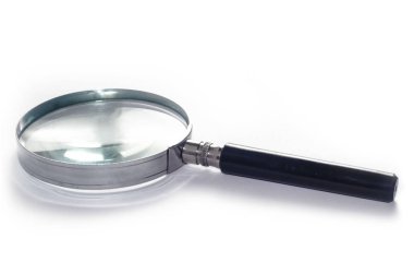 beyaz arka plan izole üzerinde büyüteç