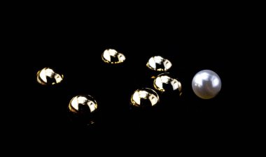 Siyah arka plan bulanıklık üzerinde Bilardo Noel topları