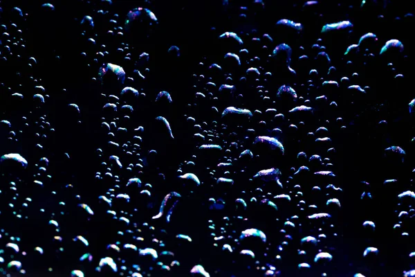 Krople Deszczu Powierzchni Szyb Naturalny Wzór Kropel Deszczu Niebieskim Tle — Zdjęcie stockowe