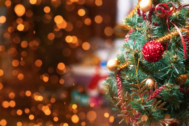 Noel arkaplanı, noel ağacı dairede, boşlukta