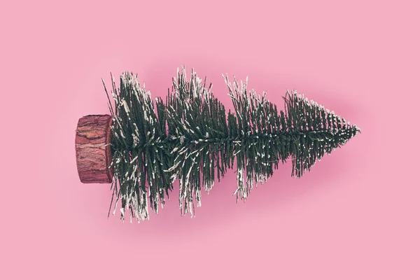 Christmas decoration on pink background isolate, copyspace, layout — Stock Photo, Image