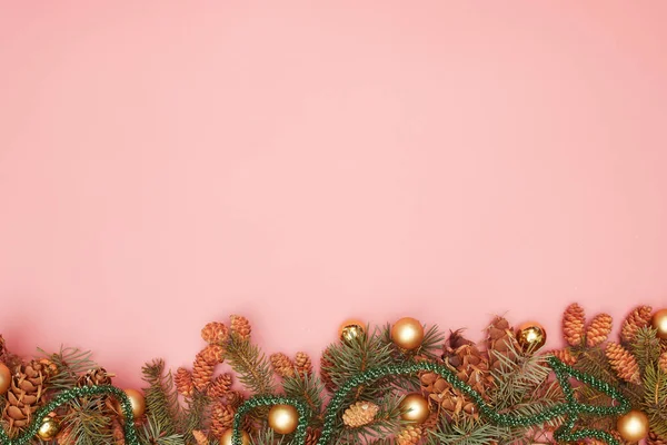 Conceito, layout de Natal 2021 em fundo rosa, flatley, espaço de cópia — Fotografia de Stock