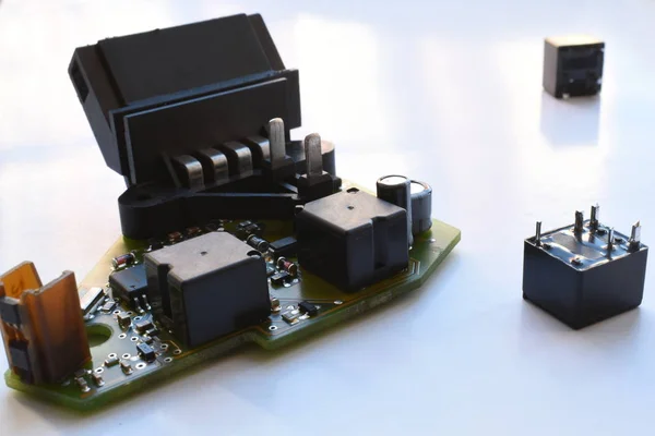 Carte Circuit Imprimé Avec Composants Radio Après Réparation — Photo