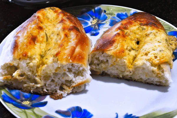 Köstliches Köstliches Brötchen Mit Käse Und Gewürzen Hausgemachtes Rezept — Stockfoto