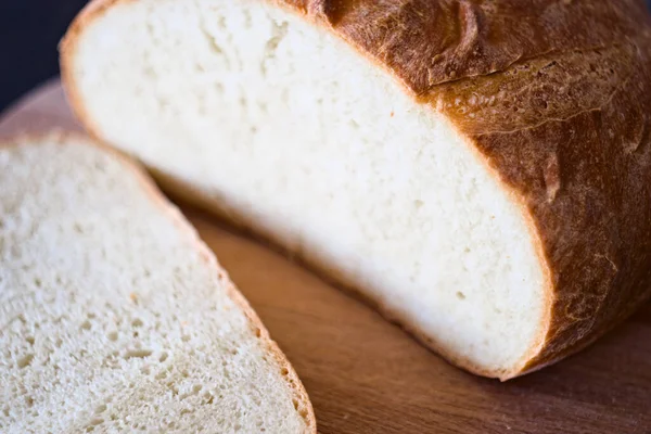 Pyszny Aromatyczny Pyszny Chleb Domowe Pieczywo Delikatne Okruchy Chrupiąca Skorupa — Zdjęcie stockowe