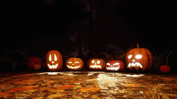 Birkaç Çeşitli Komik Jack Lantern Halloween Pumpkins Perili Sonbahar Ormandaki — Stok fotoğraf