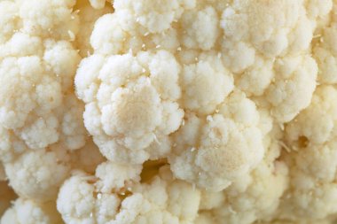 Organik Karnabahar yakın plan. Makro manzaralı karnabahar lahanası. Seçici odak