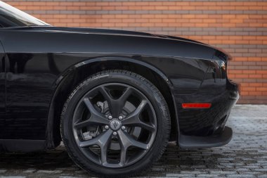 Challenger dodge siyah baskı