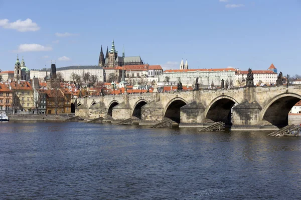 Château Gothique Prague Avec Petite Ville Dessus Rivière Vltava Sous — Photo