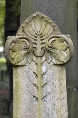 Eski Yahudi Mezarlığı ve onun mezar taşları