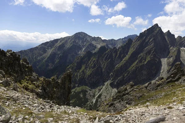 Widok Górskie Szczyty Alpejski Krajobraz Wysokie Tatry Słowacja — Zdjęcie stockowe