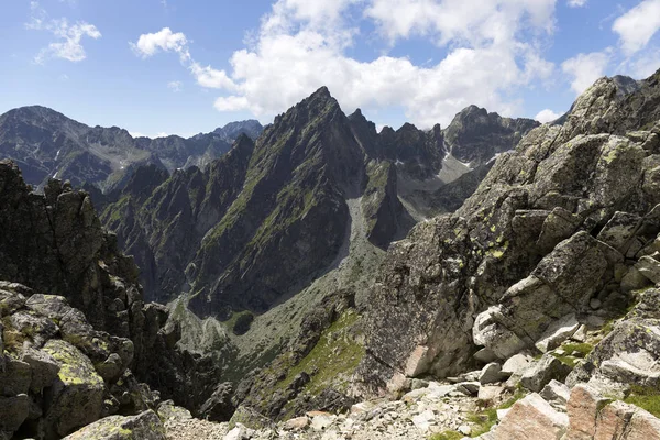 Widok Górskie Szczyty Alpejski Krajobraz Wysokie Tatry Słowacja — Zdjęcie stockowe