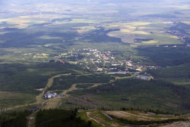 Tepeler ve alp peyzaj yüksek Tatras, Slovakya'nın dağda görüntülemek