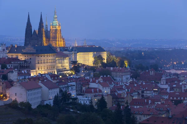 Noc Pragi Gotyckiego Zamku Republika Czeska — Zdjęcie stockowe