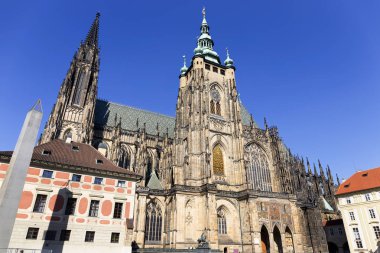 Güneşli gün, Çek Cumhuriyeti Prag Kalesi üzerinde Gotik St. Vitus Katedrali