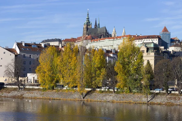 Toamnă Plină Culoare Castelul Gotic Din Praga Orașul Mai Mic — Fotografie, imagine de stoc