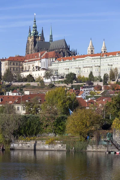 Colorful Autumn Prague Gothic Castle Lesser Town River Vltava Sunny — Stock Photo, Image