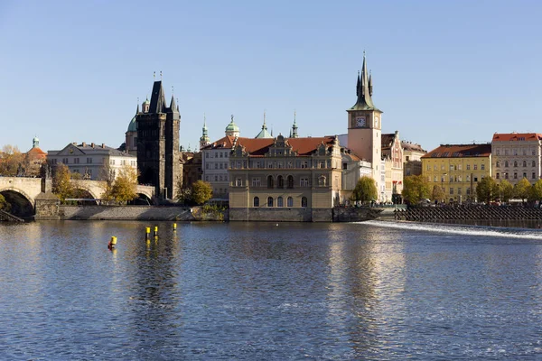 Färgglada Höst Prag Gamla Stan Ovanför Floden Vltava Tjeckien — Stockfoto