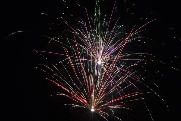 Das Feuerwerk Schwarzen Himmel Detail — Stockfoto