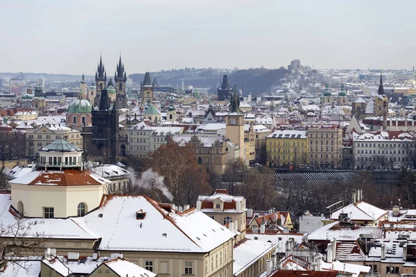 Snowy Prague City Hill Petrin Česká Republika — Stock fotografie