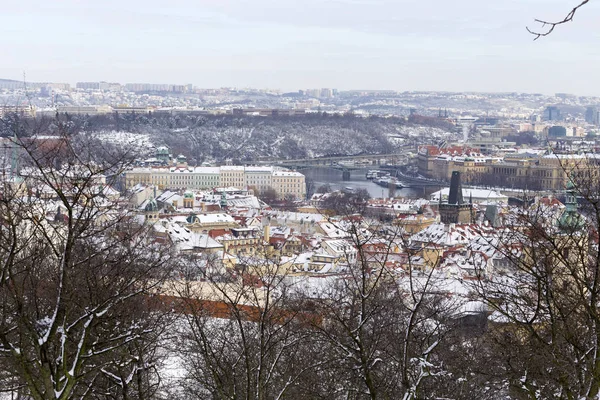 Snowy Prague City Desde Hill Petrin República Checa —  Fotos de Stock