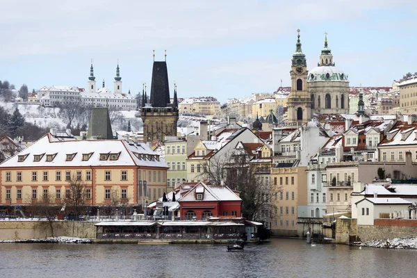 Snow Prague Ciudad Pequeña Con Catedral San Nicolás República Checa —  Fotos de Stock