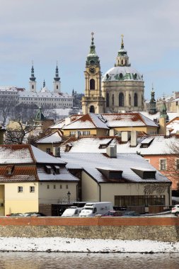 Karlı Prag Lesser Town ile Aziz Nicholas Katedrali, Çek Cumhuriyeti