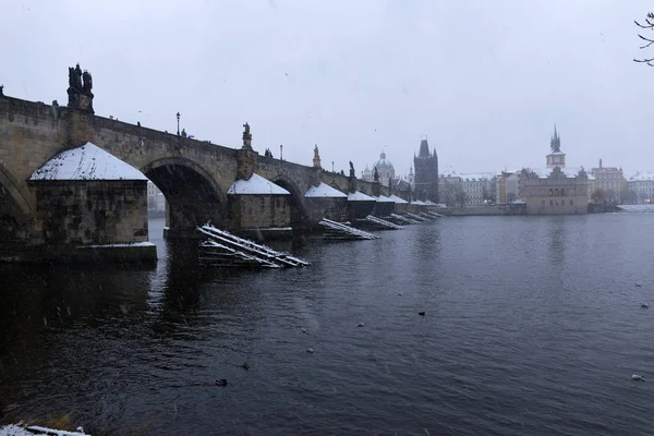 Vieille Ville Enneigée Prague Dans Tempête Neige République Tchèque — Photo