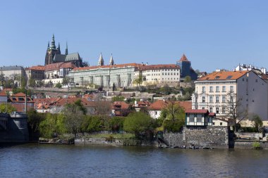 Vltava Nehri üzerinde Sunny Prag City, Çek Cumhuriyeti