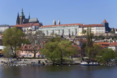 Vltava Nehri üzerinde Sunny Prag City, Çek Cumhuriyeti