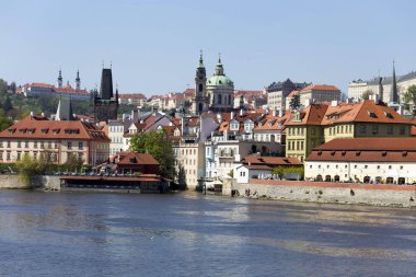 Vltava Nehri üzerinde Sunny Prag City, Çek Cumhuriyeti
