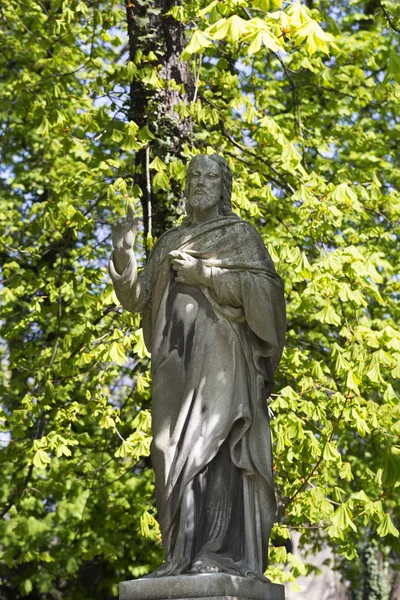 Статуя Загадочном Старом Кладбище Чехия — стоковое фото