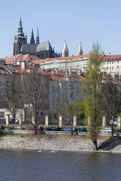 Sunny Prague City Boven Rivier Vltava Tsjechische Republiek — Stockfoto