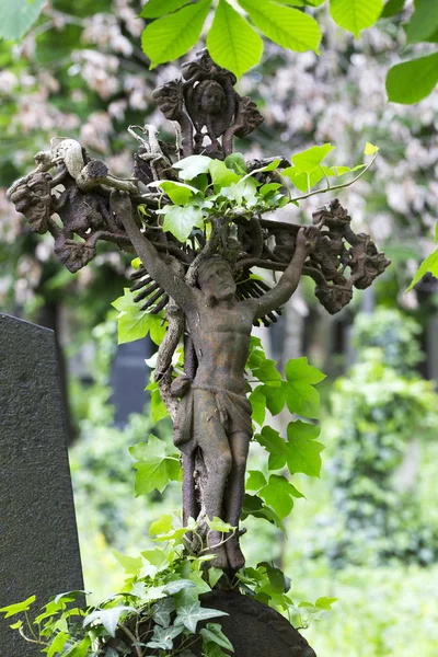 Mystère Printemps Vieux Cimetière Prague Avec Ses Statues République Tchèque — Photo