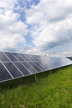 Yay Çayırı 'ndaki Güneş Enerji İstasyonu 