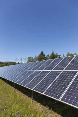 Solar Power Station yaz çayır 