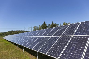 Solar Power Station yaz çayır 