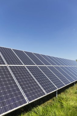 Solar Power Station yaz çayır 