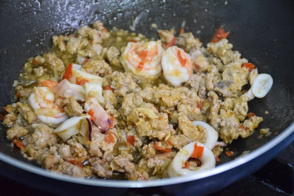 Stir Fried Pork Shrimp Squid Holy Basil Pad Prao Phat — Stock Photo, Image