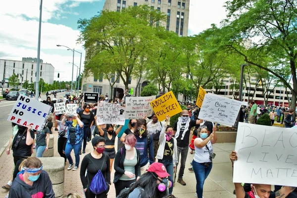 Dayton Ohio Usa 2020 Demonstranten Bei Einer Kundgebung Black Lives — Stockfoto